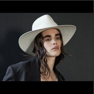 Janessa Leone Zoe Hat